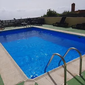 Casitas Conchi Con Piscina De Mazo